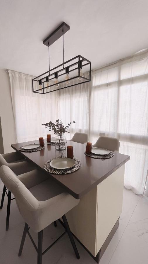 Precioso Apartamento Con Piscina A 3 Minutos De La Playa En Coche Torremolinos Dış mekan fotoğraf